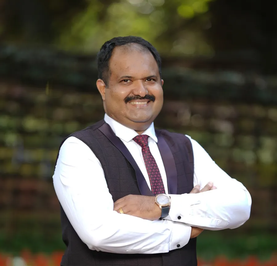 Adv Vikram Sawant Inamdar