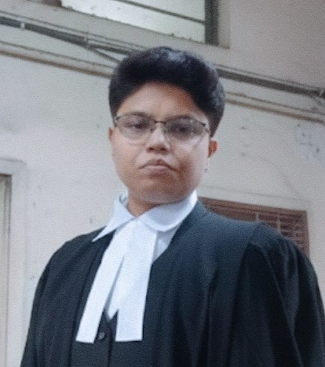 Advocate Lucky Patra LLB